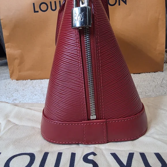 Louis Vuitton Red Women's Bag - Picture 3 of 5
